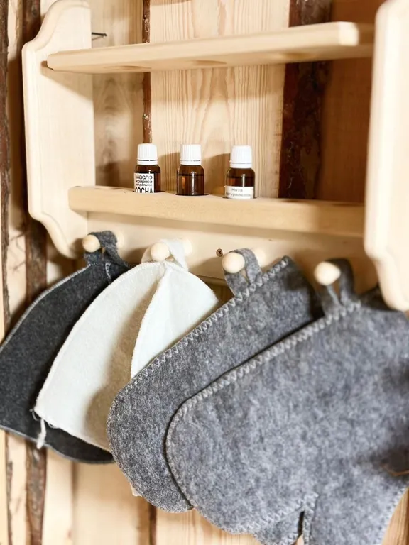 Уютный дом в лесу