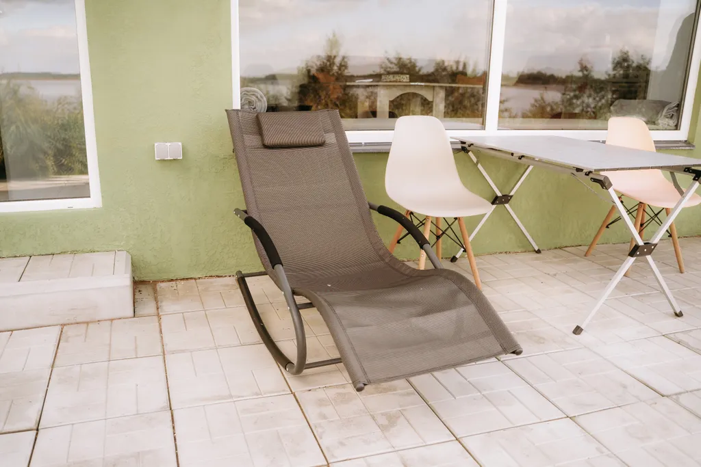 Панорамный дом с видом на воду, на берегу Вазузского водохранилища