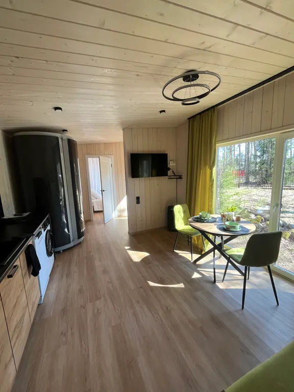 Домик с баней, солярием и джакузи