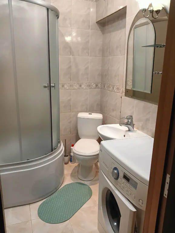 Уютная 2-комнатная квартира в cамом центре заселение 24/7 парковка