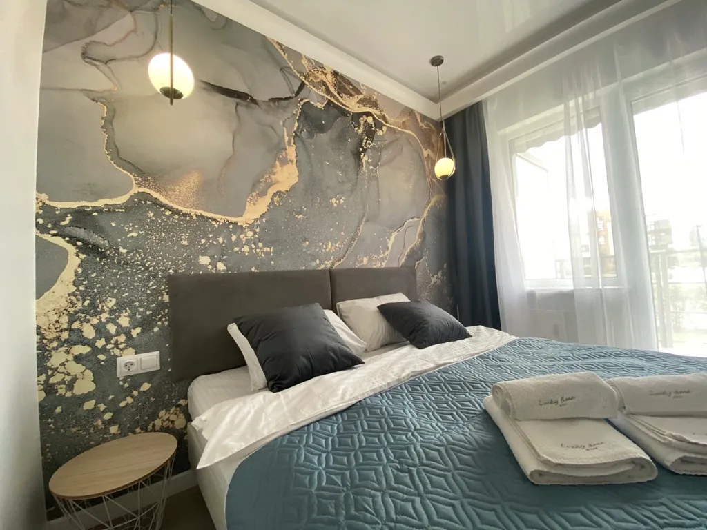 Изящная квартира с двумя санузлами — аренда посуточно в Гатчина