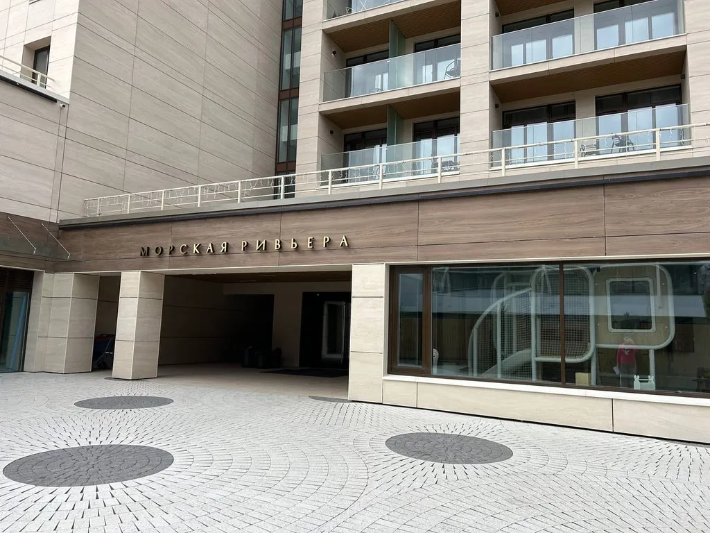 Апартаменты с бассейном на берегу Финского залива