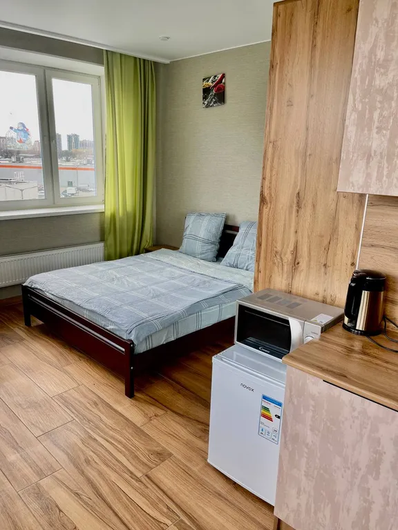 Квартира ColorApartments. Тропические джунгли — аренда посуточно в Королёв