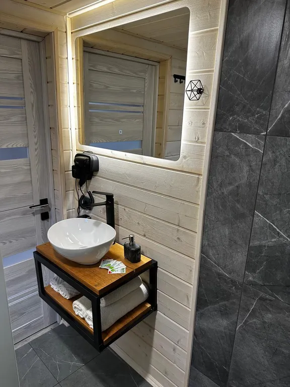 Коттедж 1-комнатный Дом — Мезмай