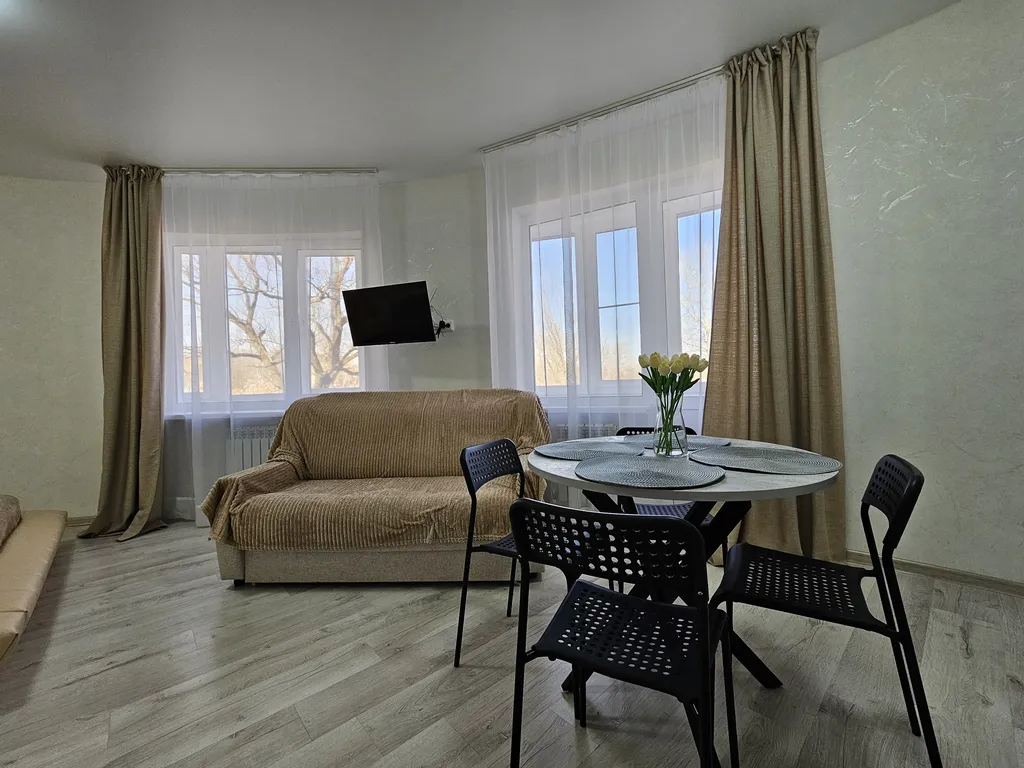 Квартира Квартира Просторная студия 40м на озере в центре Горячего ключа — Горячий Ключ