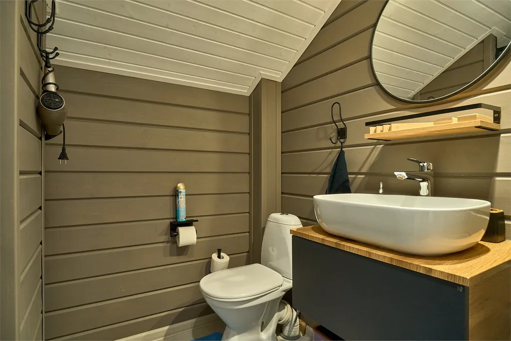 Коттедж с террасой и уличным джакузи