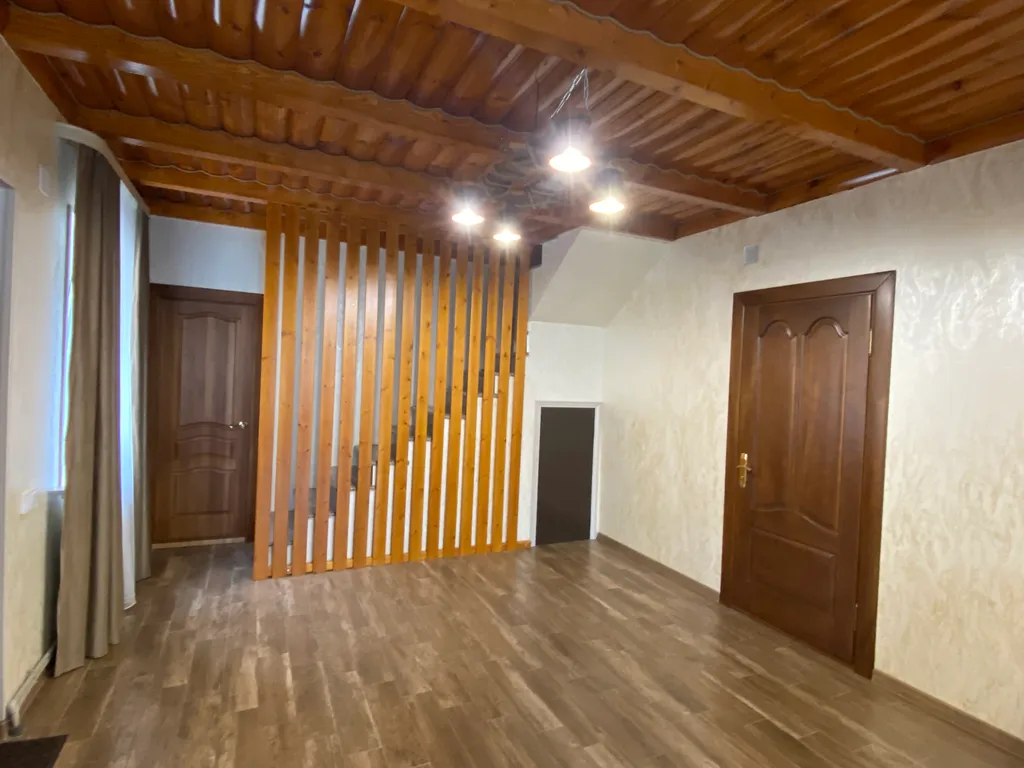 5-комнатный Дом