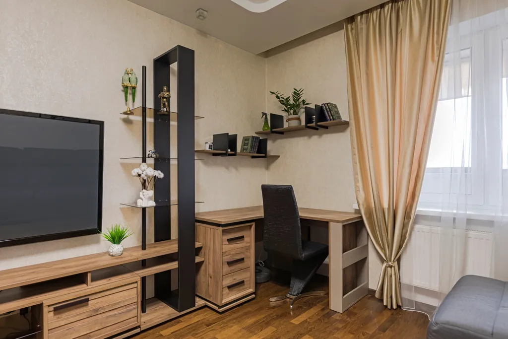 Современная уютная квартира с балконом рядом с метро и ТЦ