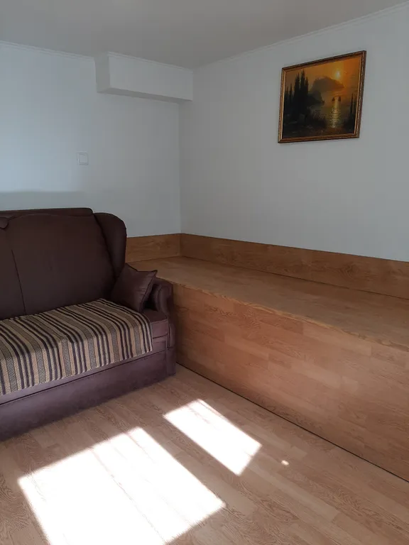 Двухуровневые уютные апартаменты в Алупке первая береговая линия