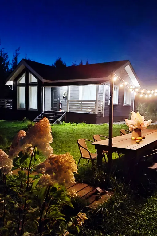 Уютный дом с панорамным видом, просторной территорией и баней