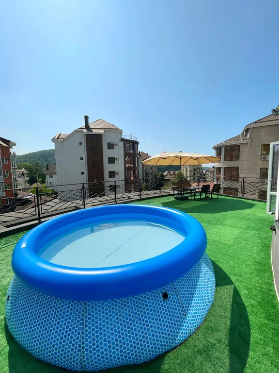 Апартаменты с террасой 60 м2 собственным бассейном, 3 минуты до пляжа