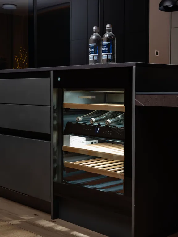 Самый стильный апартамент на 79 этаже с караоке! 20 тыс песен