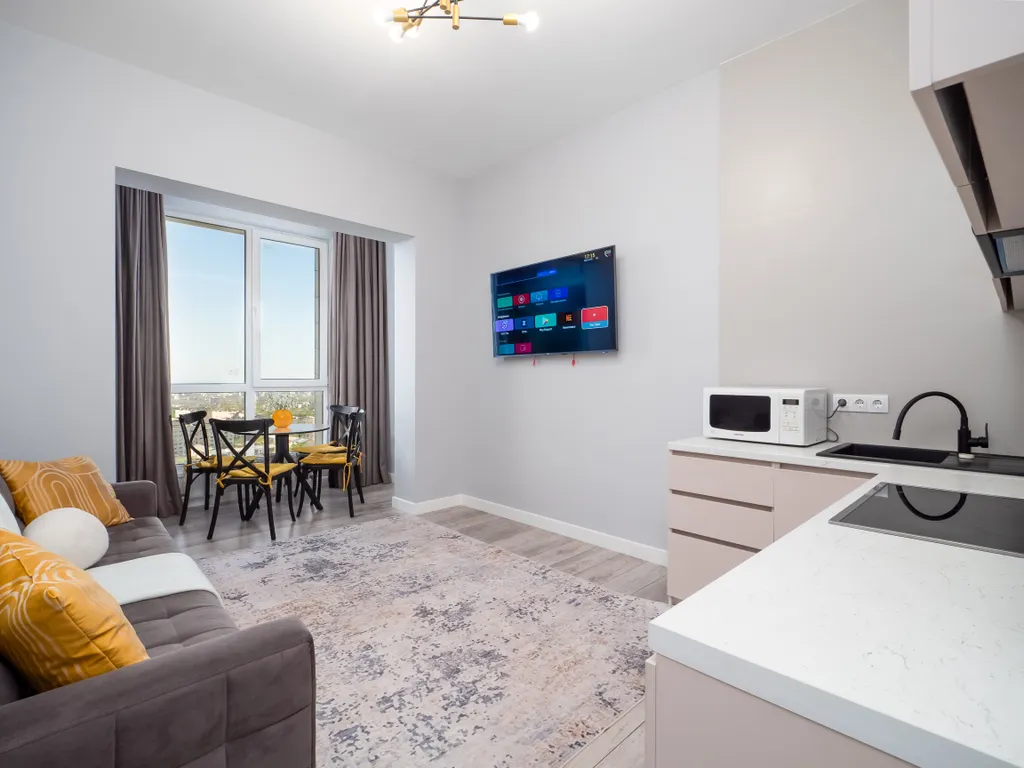 Квартира евродвушка с уютом и с видом на горы