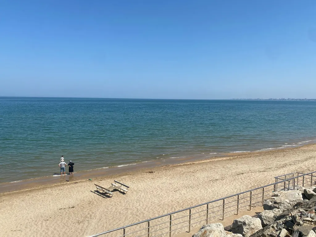 Уютный дом на море