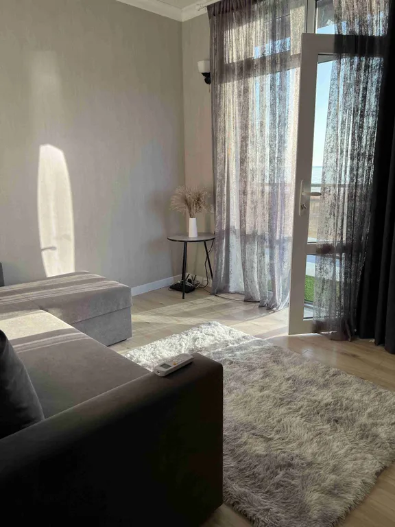 Современный двухэтажный коттедж у моря в пригороде Избербаша