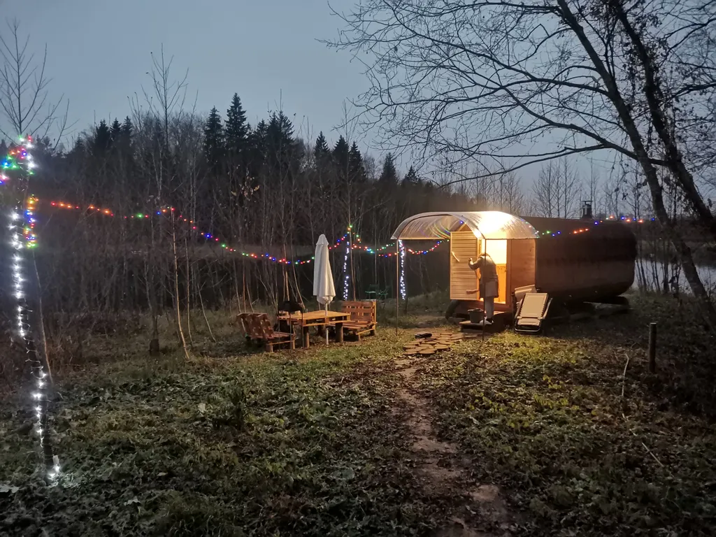 Коттедж Коттедж Глэмпинг на берегу водохранилища — Шаховская