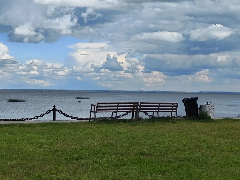 Сдается 2 этажа в 4-этажном таунхаусе