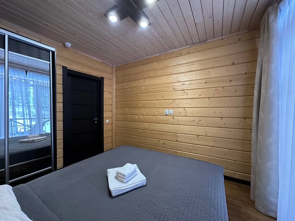 Апартаменты с видом на лес в Sunny valley