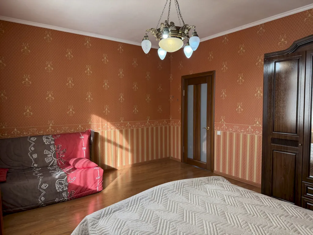 Дом с террасами и видом на море, рядом с центром