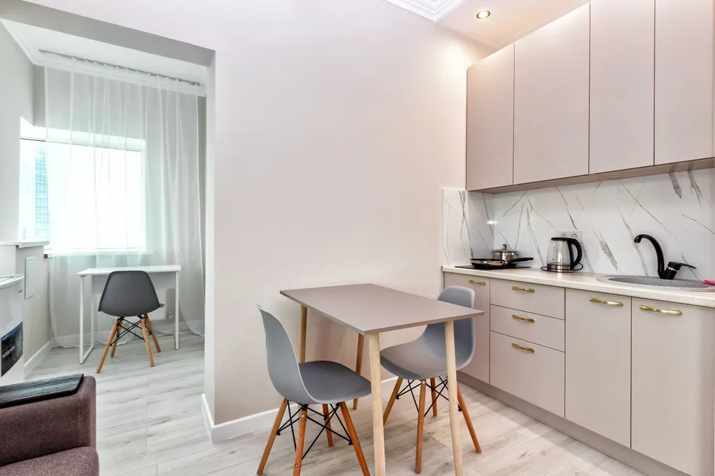 Элитные апартаменты с панорамным видом из окна в самом центре столицы