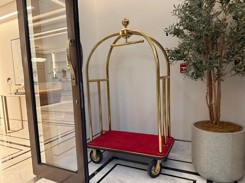 Новая квартира около отеля Burj Al Arab с террасой