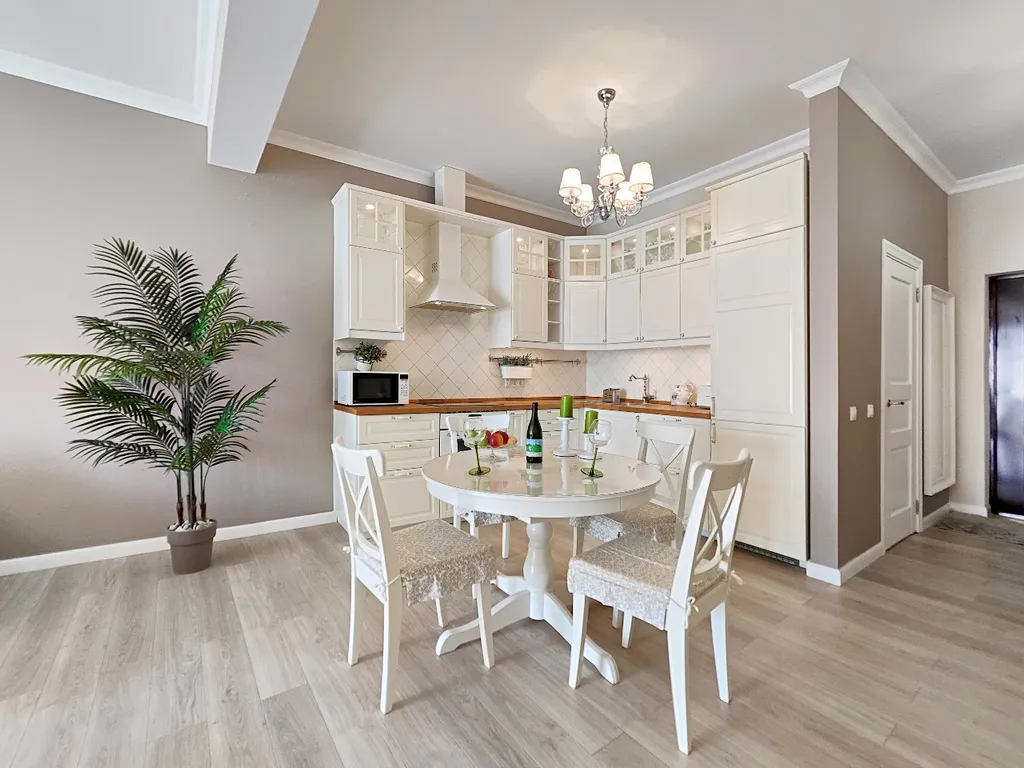 Стильная квартира на первой линии