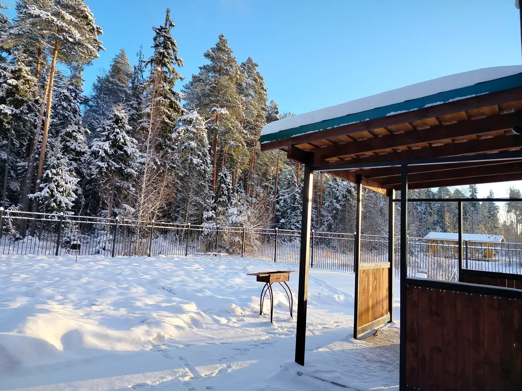 Дом с сауной у леса