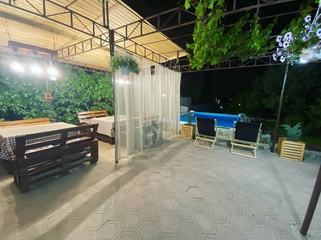 Дом с бассейном и новой баней рядом с лучшим песчаным пляжем в Орловке