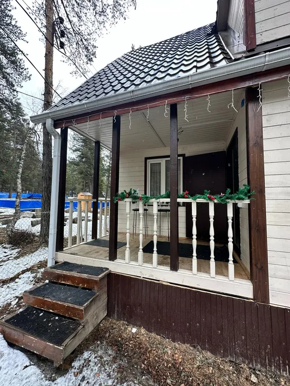 Большой коттедж