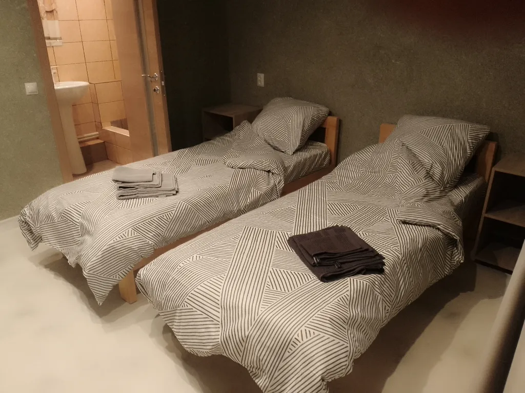 Отдельный номер в доме с баней на дровах и мангалом