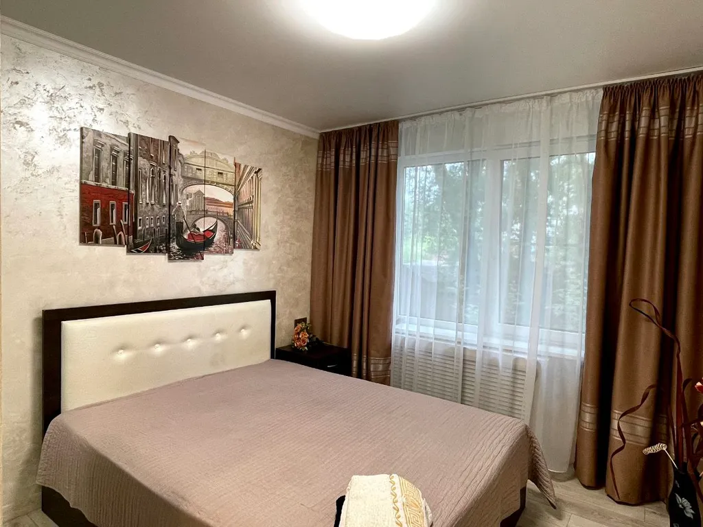 Уютная и светлая квартира в центре города — аренда посуточно в Мичуринск