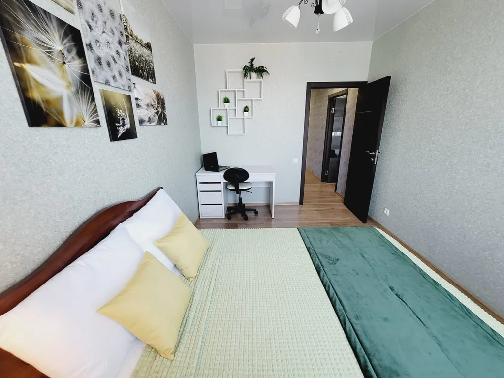 Просторная трёхкомнатная квартира с балконом