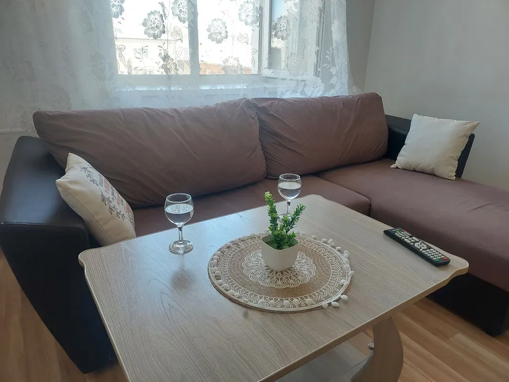 Посуточно квартира, центр, театр оперы и балета, набережная р. Енисей