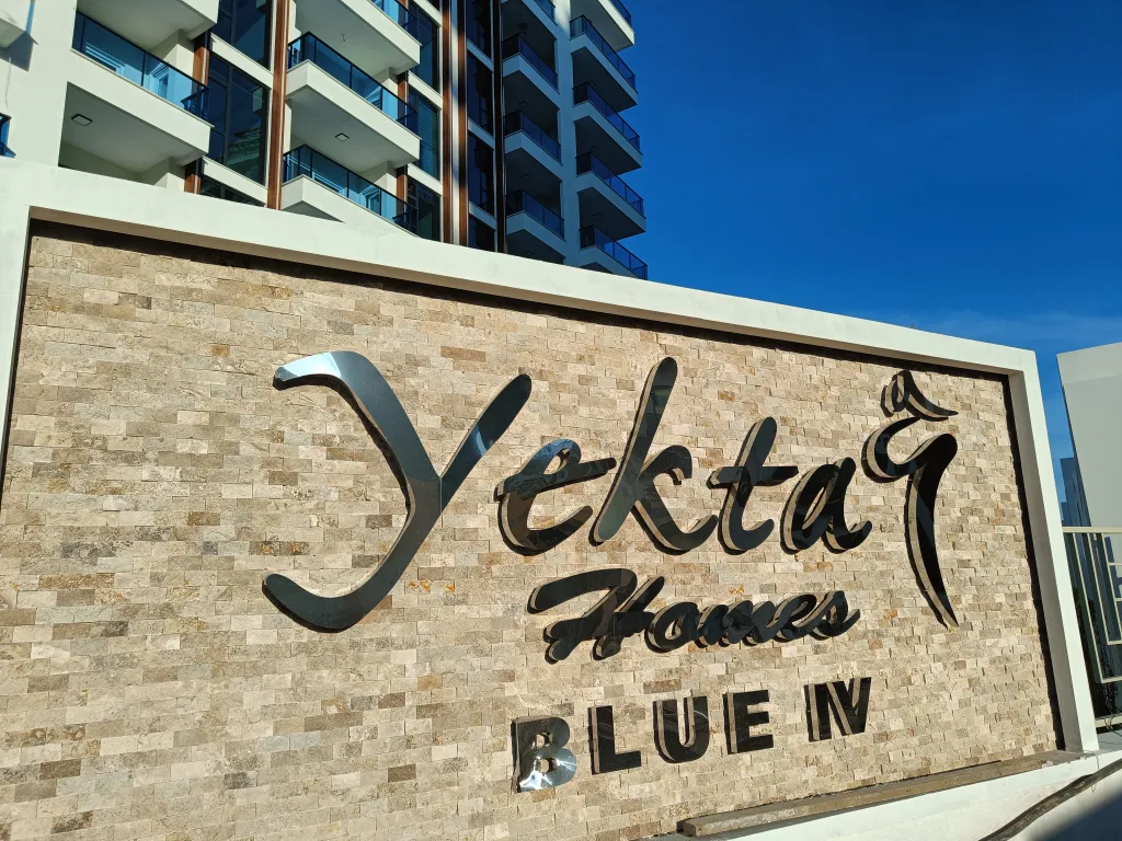 Yekta blue 4