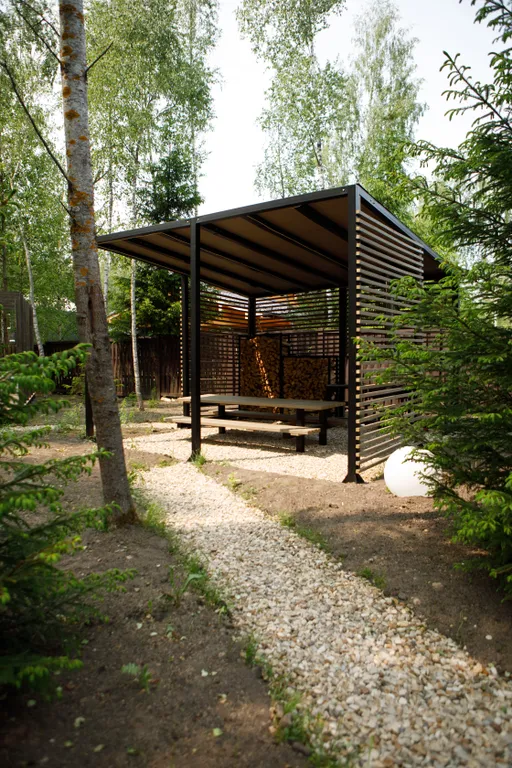 Стильный дом с ванной, горячим чаном и сауной