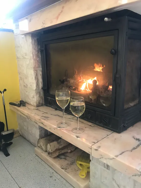 Домик на холме