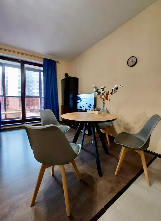 Трёхкомнатная квартира возле метро