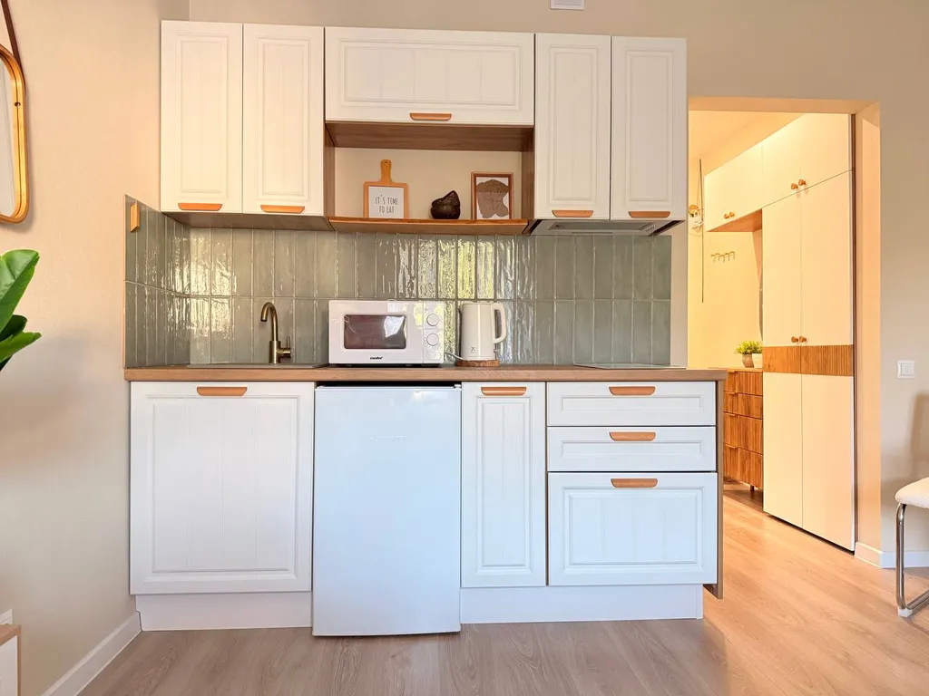 Уютная студия с прекрасным видом на горы.