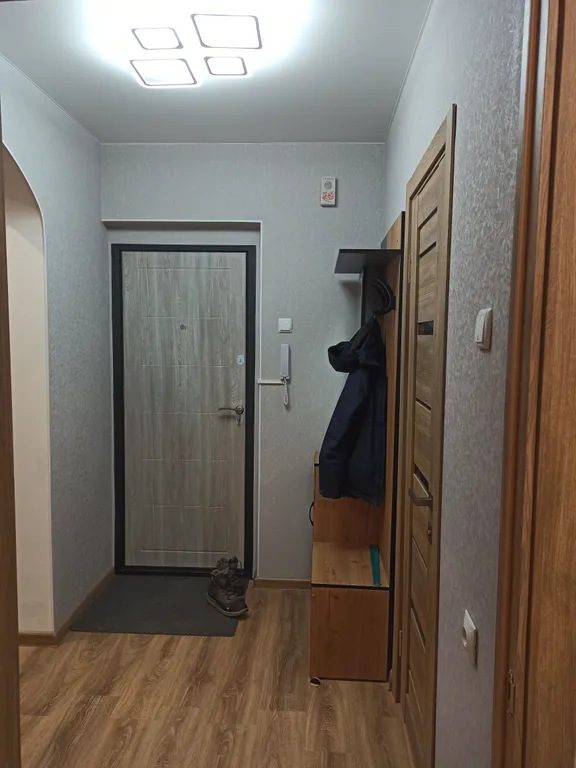 Уютная квартира со свежим ремонтом в спальном районе недалеко от центра