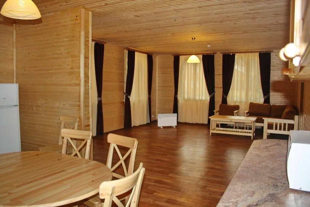 4-комнатный Дом