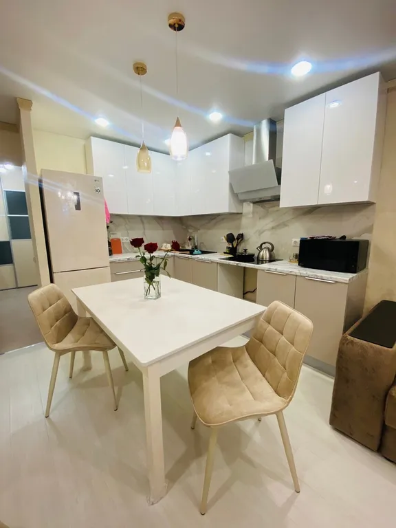 Квартира с новым ремонтом, чистая, светлая, уютная, в новостройке