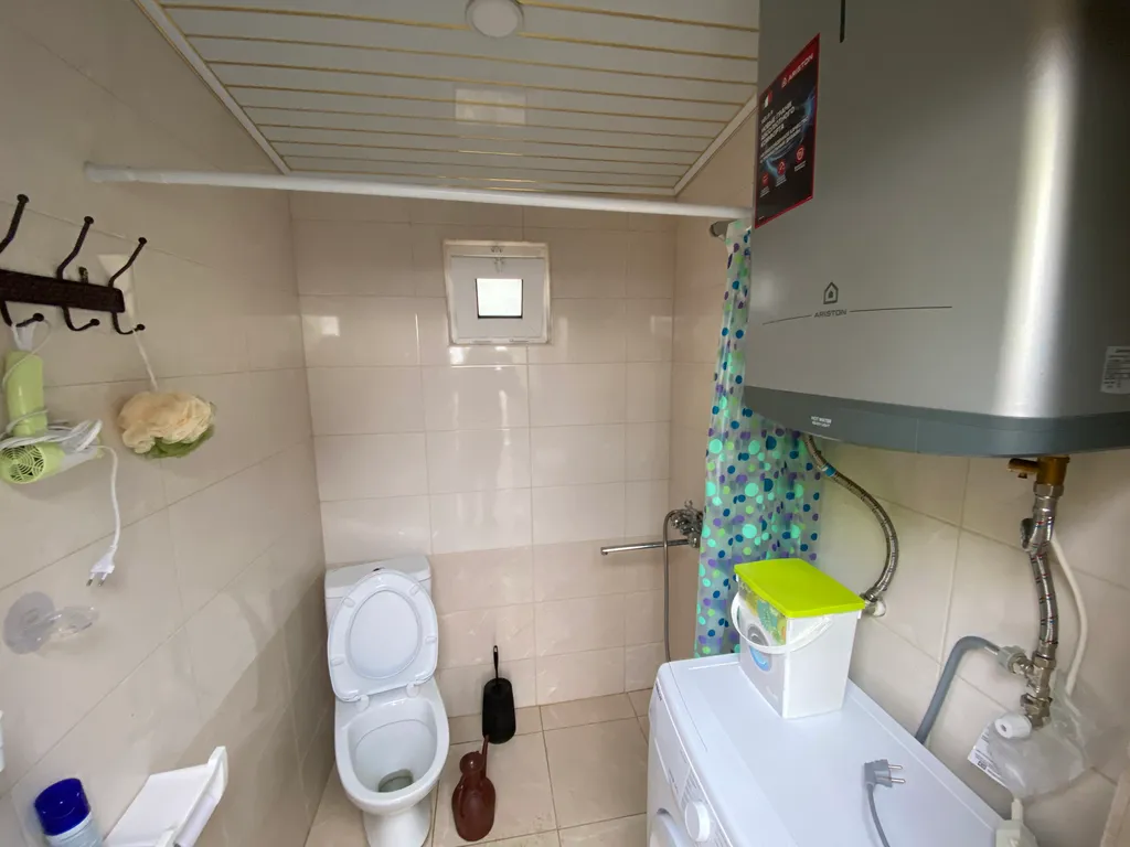 Уютный домик видом на город Дербент 5000 лет и на крепость Нарын-кала