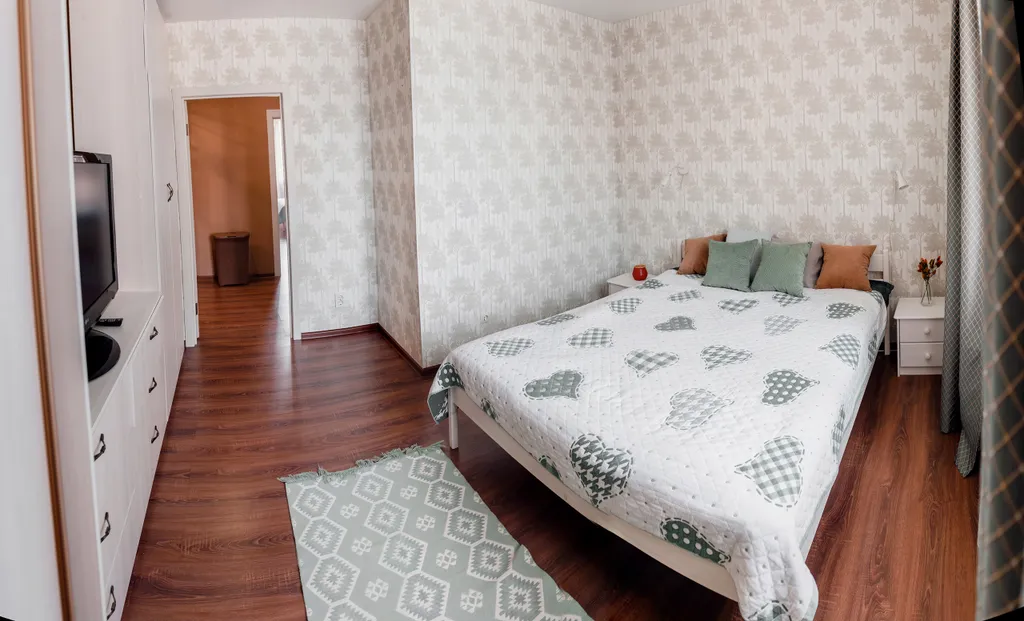 Видовая квартира в шаге от ТЦ Сити-Молл и горячих источников