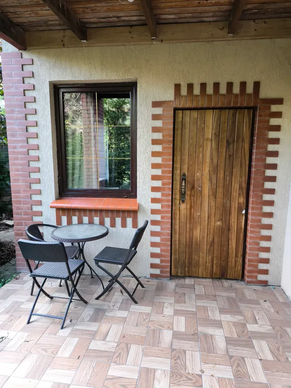 Деревенский дом у моря