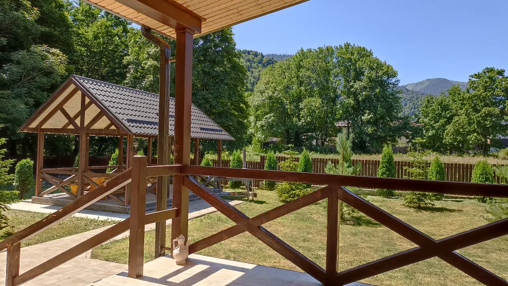 Дом с видом на горы