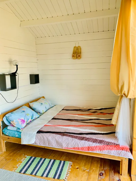 Коттедж Уютные гостевые домики Деревенька — Кучугуры