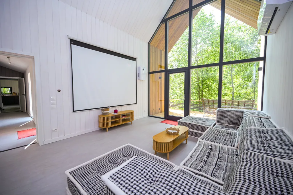 Дуплекс Mix 150 Хаку и Тихиро на две семьи среди леса