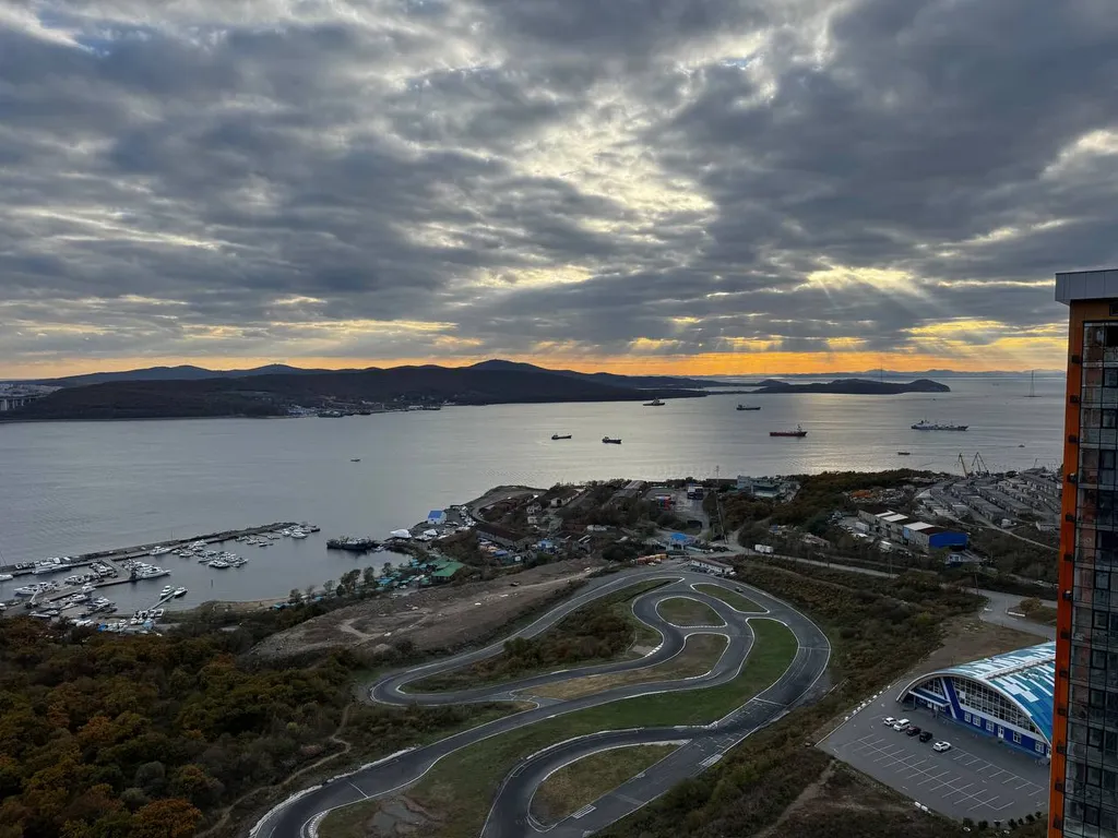 Роскошная квартира с видом на акваторию