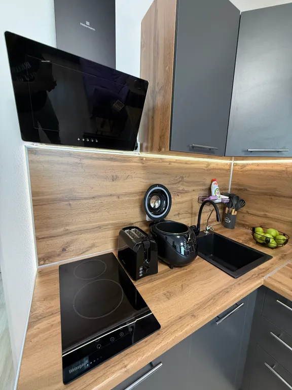 Дизайнерская студия «Лавандовая Гармония» с бассейном и террасой