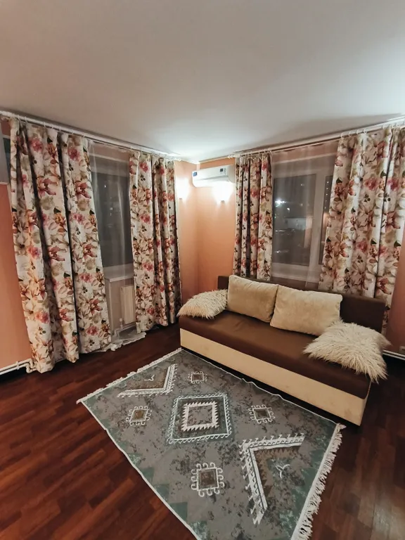 Большая трёхкомнатная квартира